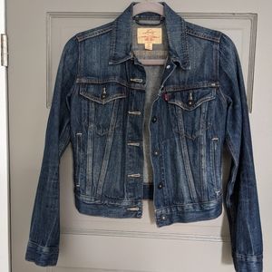 Levi's denim trucker jacket